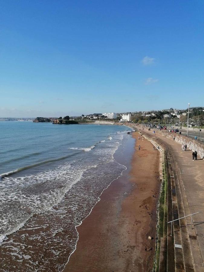 Barbie House ,Opposite The Beach & Paignton Pier , 2 Bedroom Apartment With Private Car Space & Garden , Free Access Next Door To The Stunning Ballet & Make Up School & A Beautiful Ladys Beauty Salon (Adults Only) Екстериор снимка